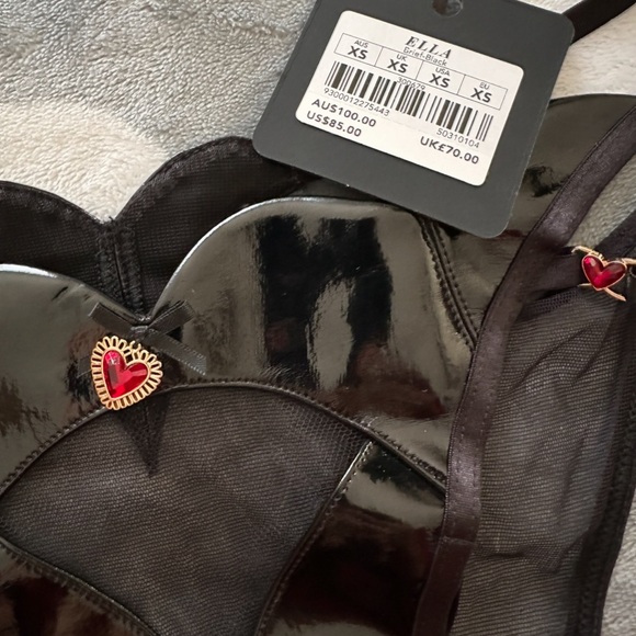 ELLA BLACK
BLACK THONG - Picture 13 of 16